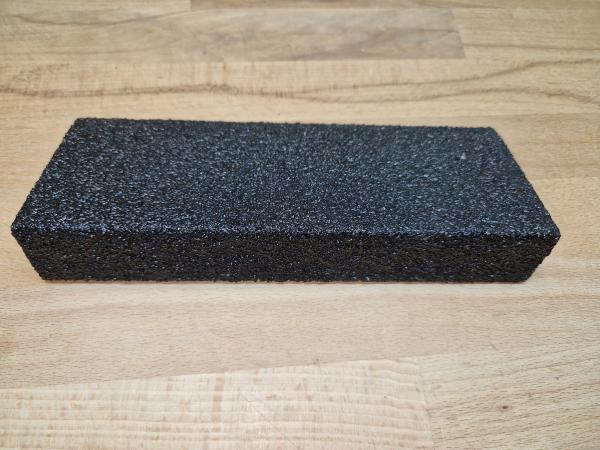 Stufenkanten, Podestplatten aus GFK mit Aluminiumoxid besandet